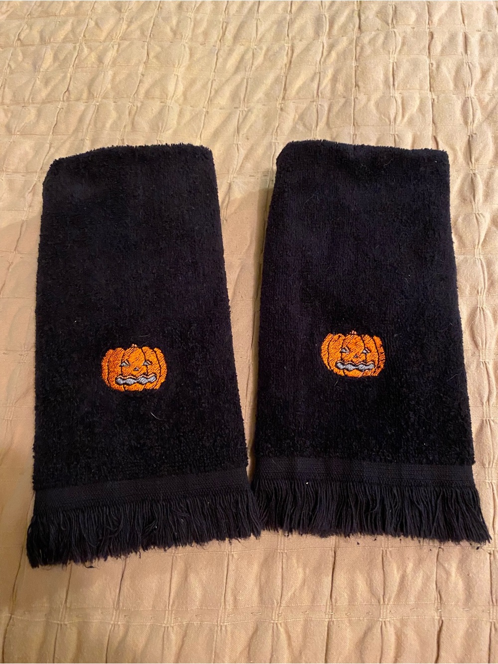 Vintage Halloween Hand Towels